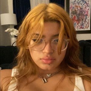 Meet your Posher, Sophia